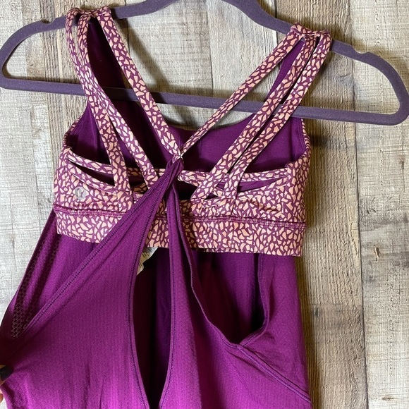 Lululemon nouveau limits pink tank bra - Picture 9 of 11